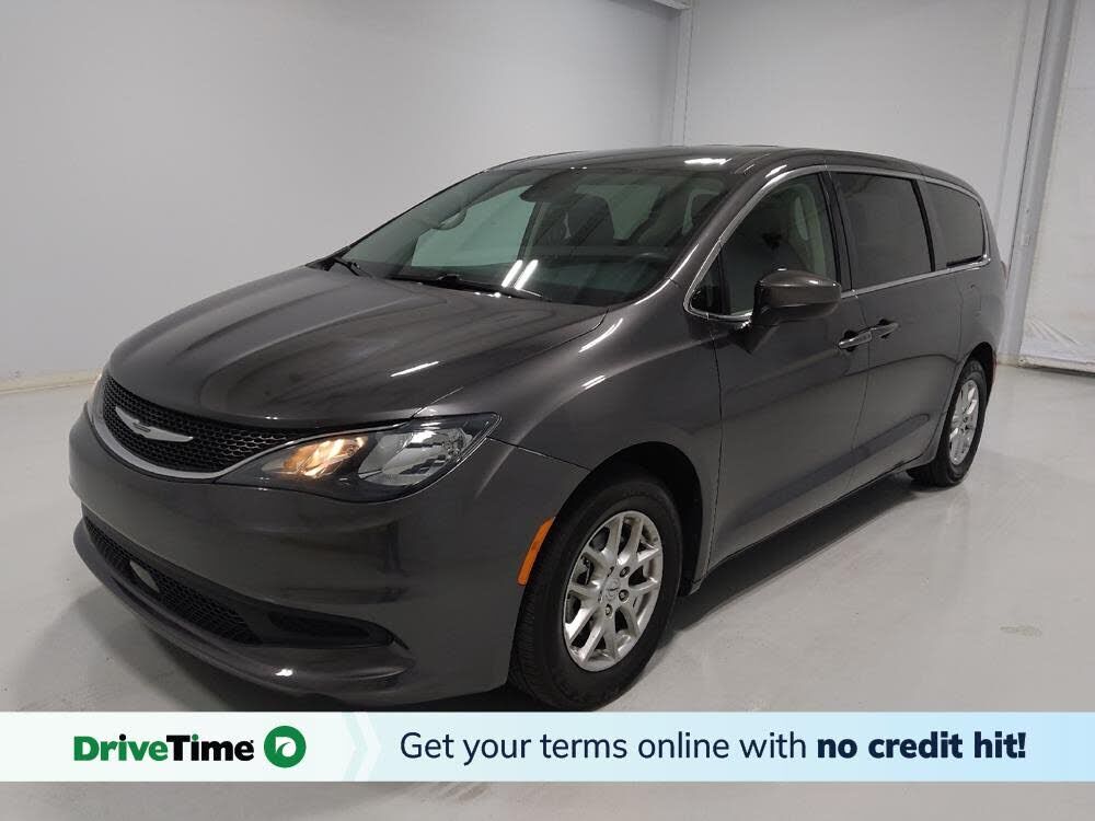 2021 CHRYSLER Voyager