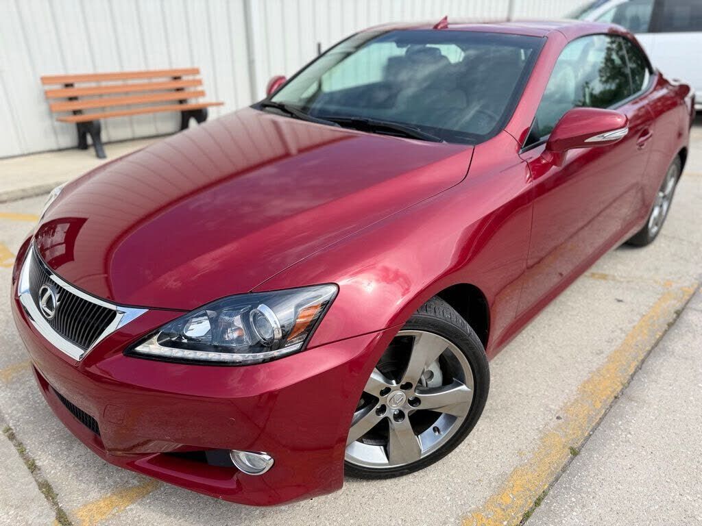 2011 LEXUS IS