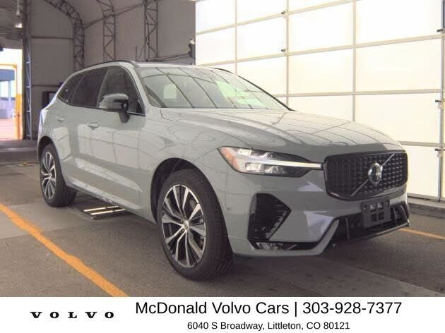 2025 VOLVO XC60
