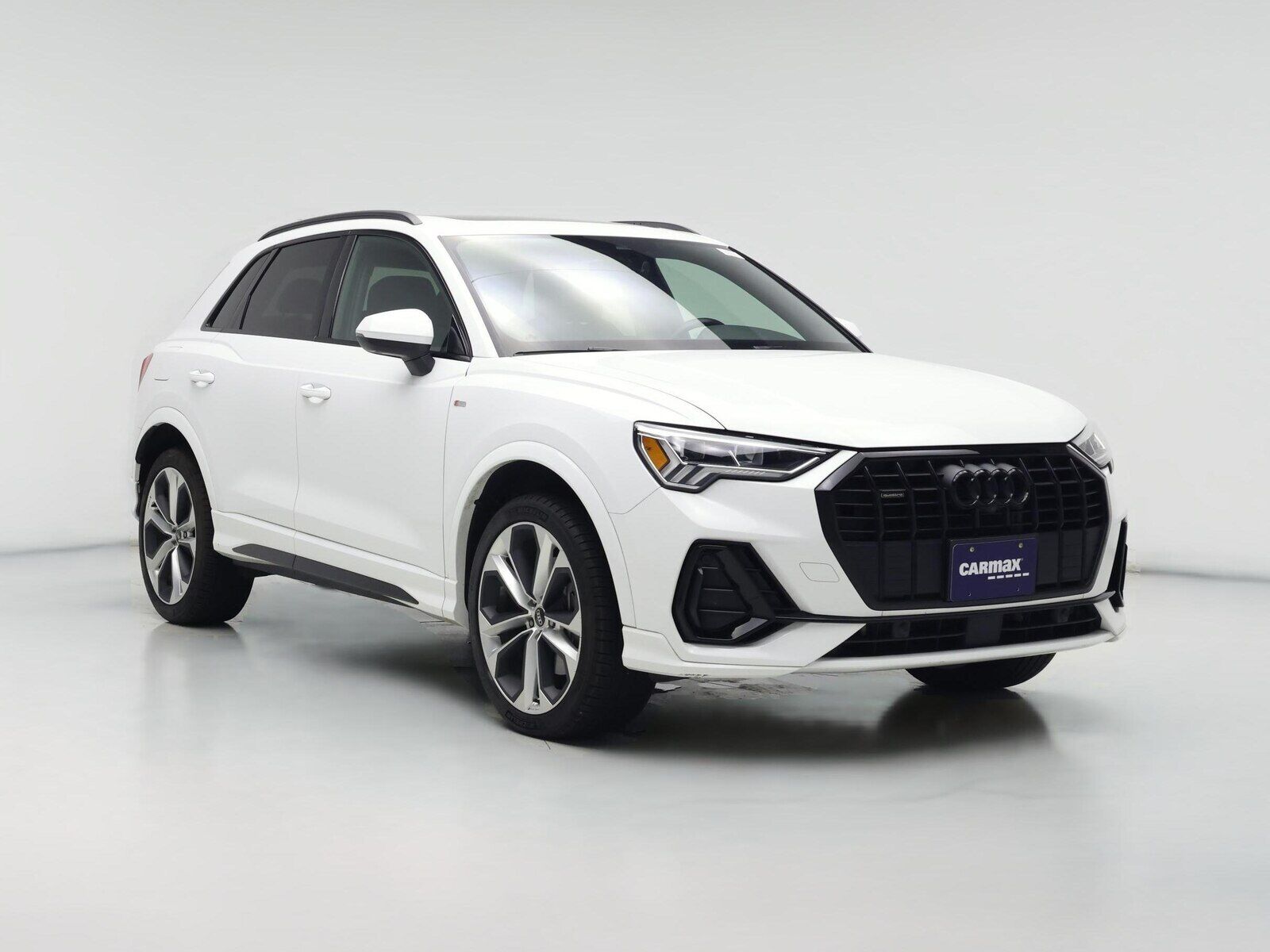 2022 AUDI Q3