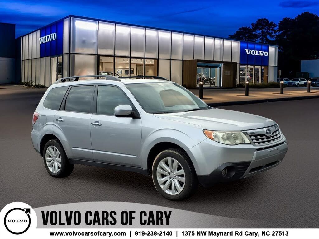2013 SUBARU Forester