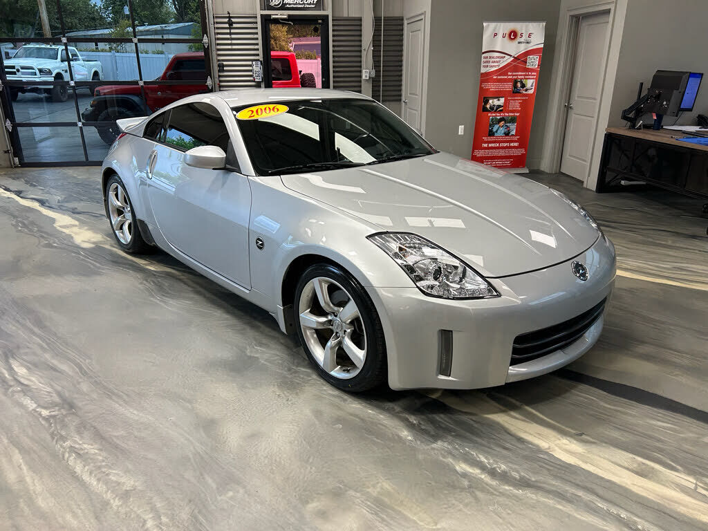2006 NISSAN 350Z