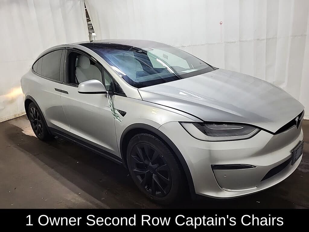 2022 TESLA Model X