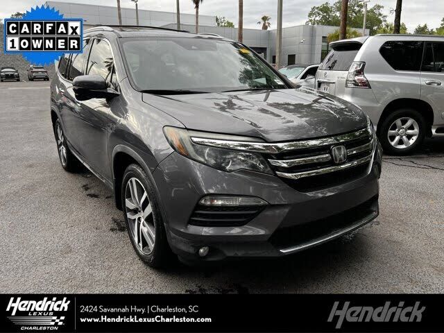 2017 HONDA Pilot