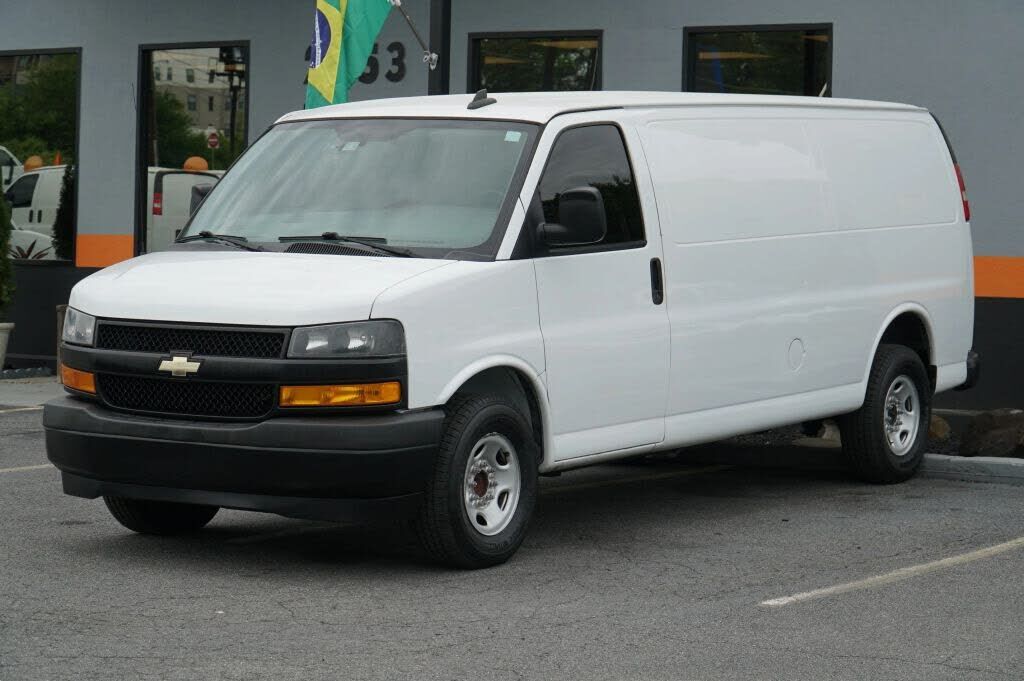 2018 CHEVROLET Express