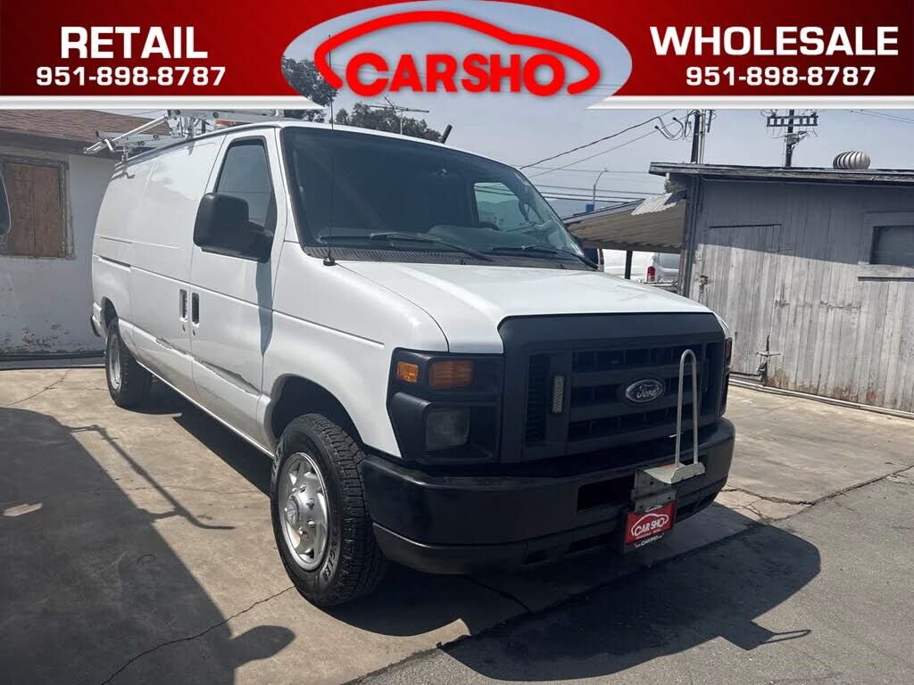 2013 FORD E-150