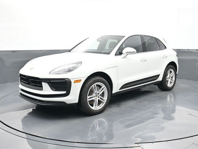 2024 PORSCHE Macan
