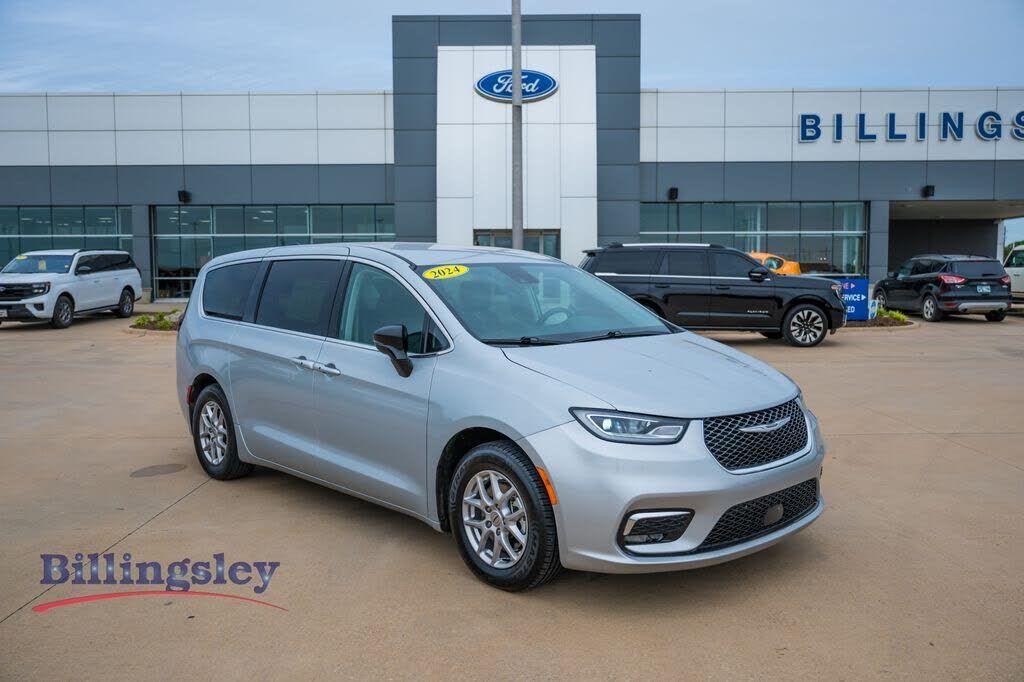 2024 CHRYSLER Pacifica