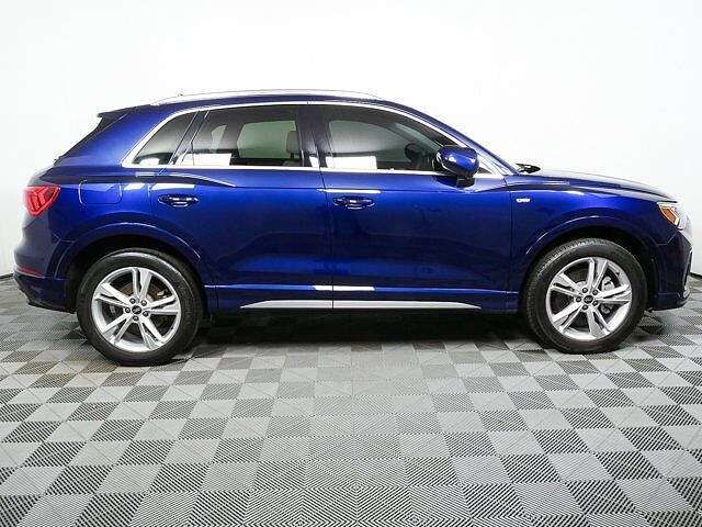 2023 AUDI Q3