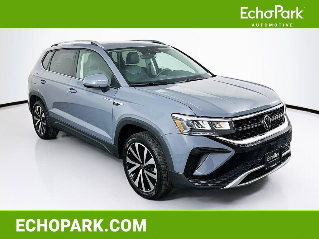 2024 VOLKSWAGEN Taos