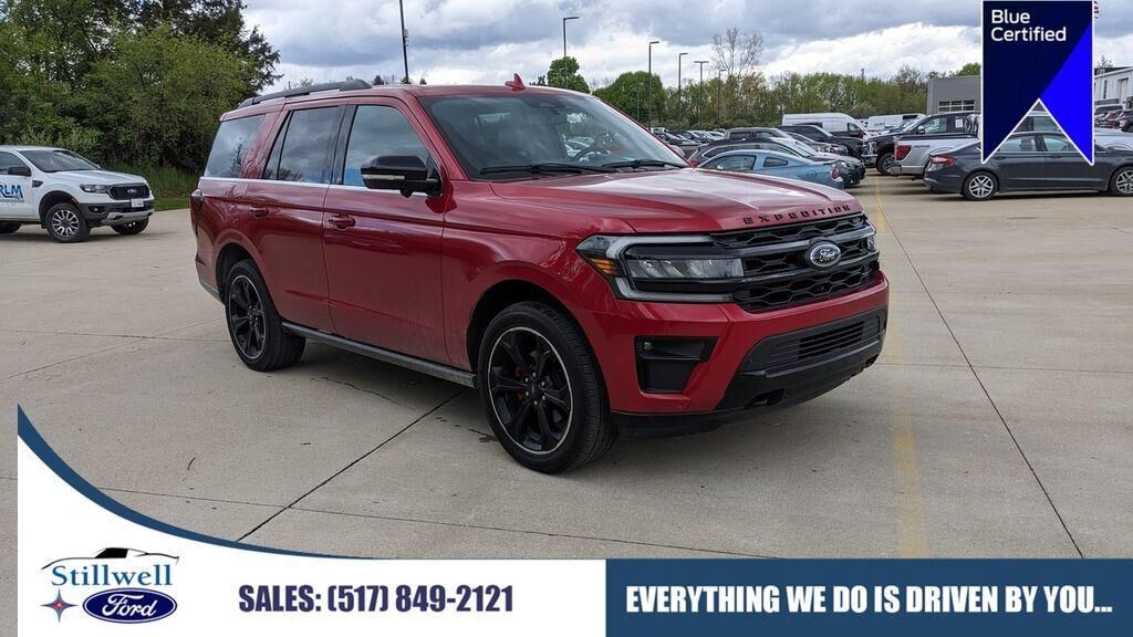 2022 FORD Expedition