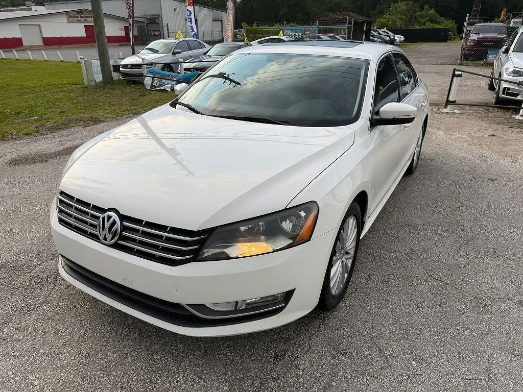 2013 VOLKSWAGEN Passat