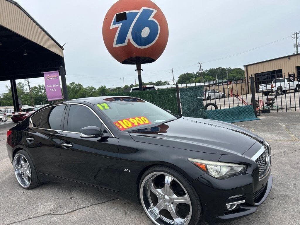 2017 INFINITI Q50