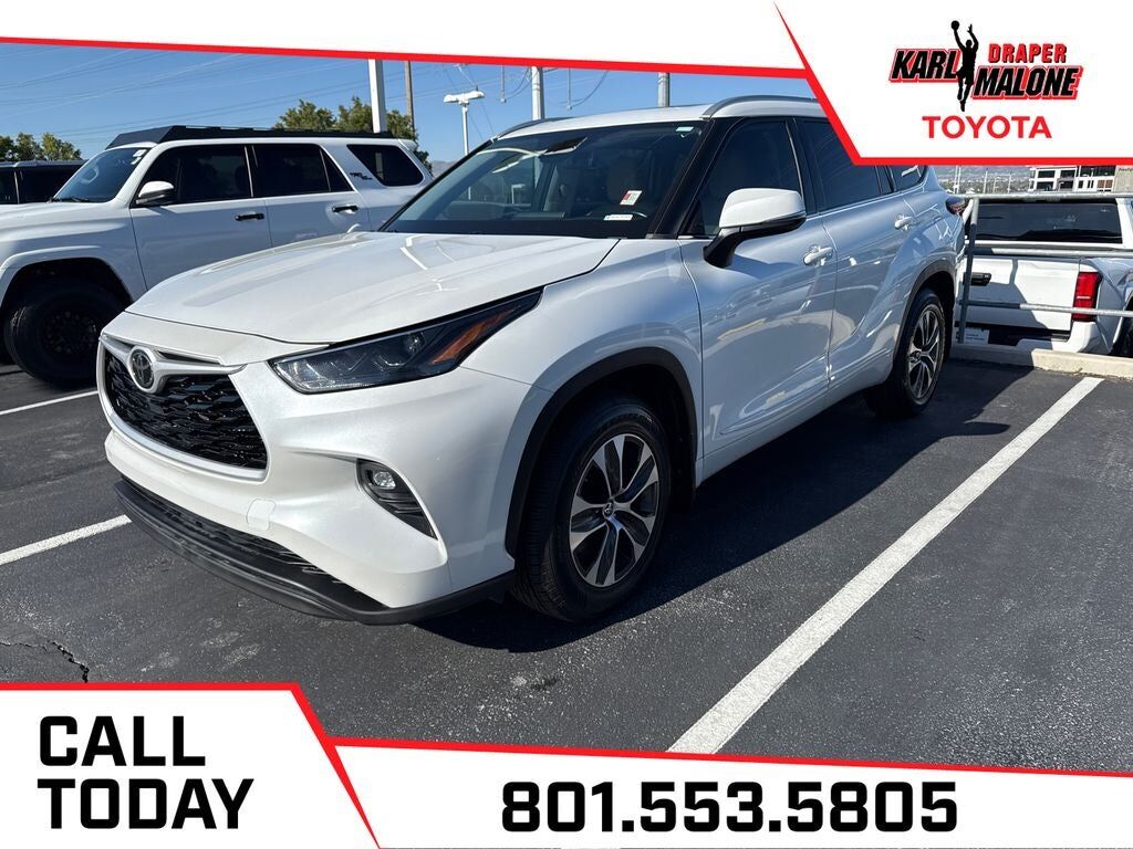2022 TOYOTA Highlander