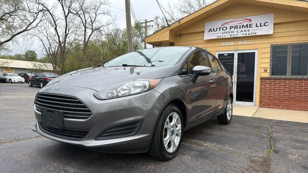 2014 FORD Fiesta