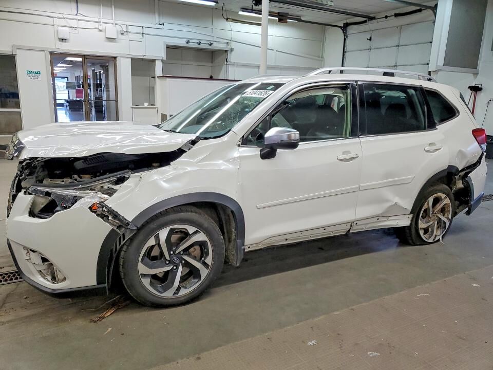 2022 SUBARU Forester