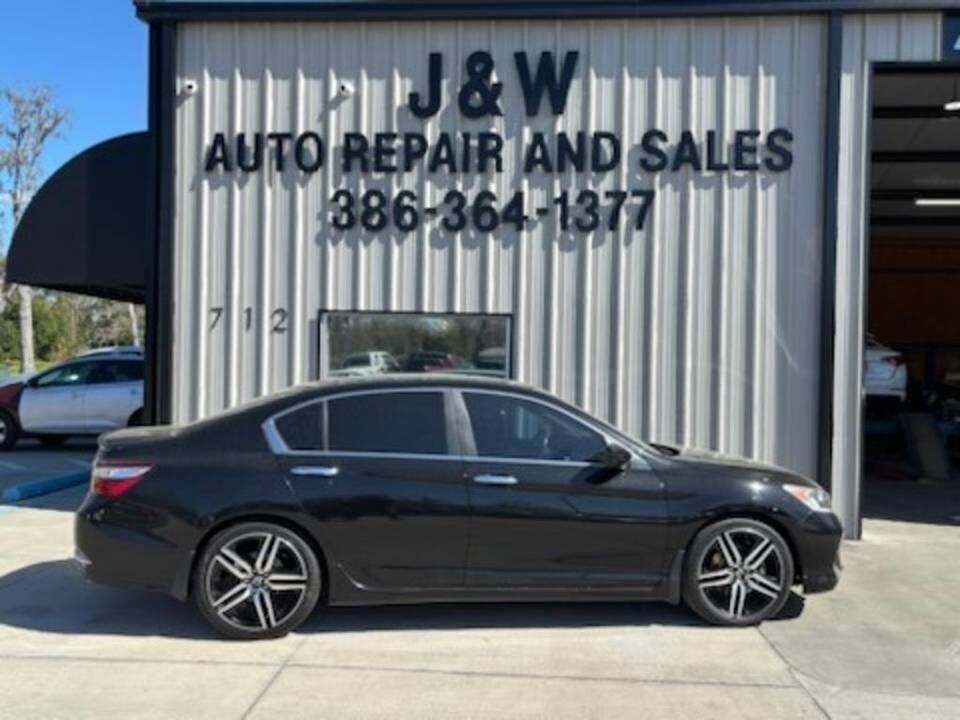 2017 HONDA Accord