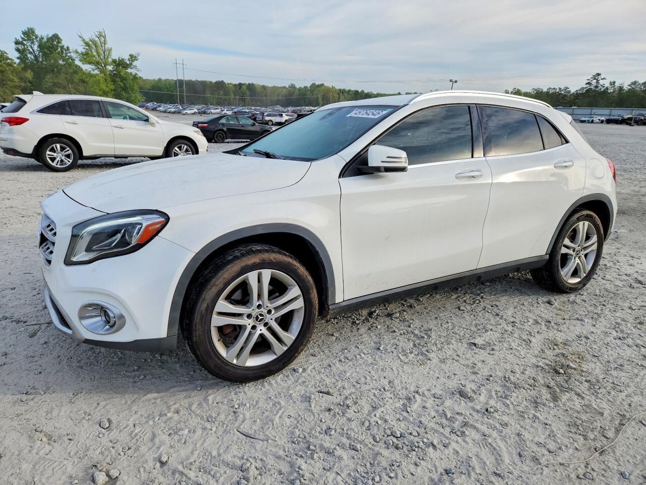 2020 MERCEDES-BENZ GLA-Class