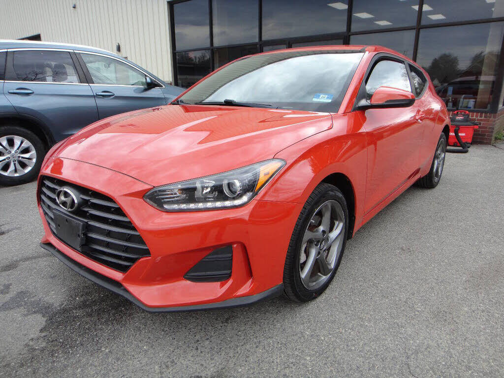 2019 HYUNDAI Veloster