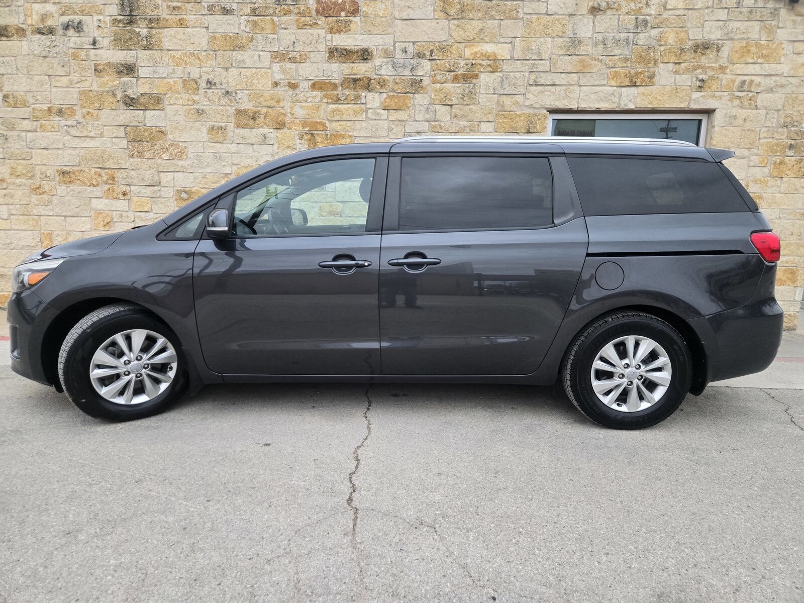 2018 KIA Sedona