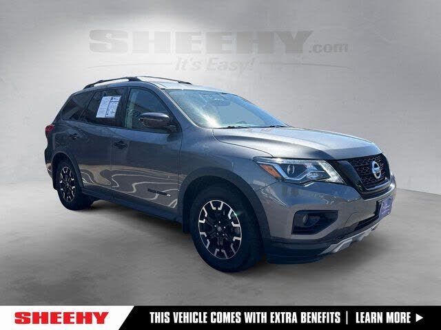 2020 NISSAN Pathfinder