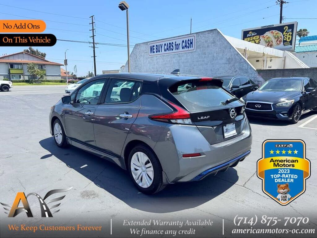 2022 NISSAN Leaf