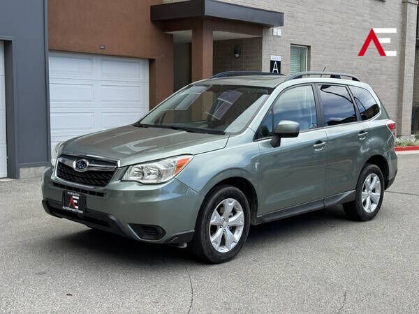 2014 SUBARU Forester
