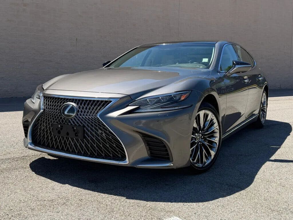 2018 LEXUS LS