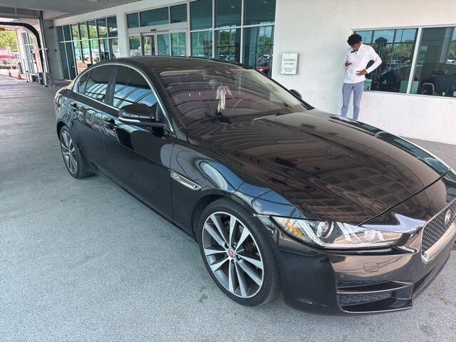 2018 JAGUAR XE