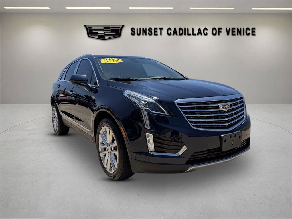 2017 CADILLAC XT5