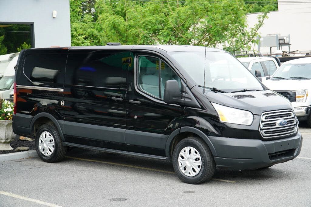 2018 FORD Transit