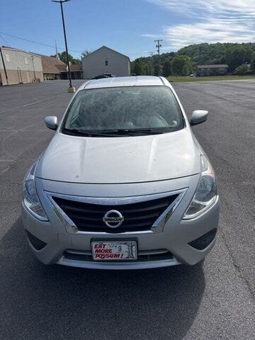 2019 NISSAN Versa
