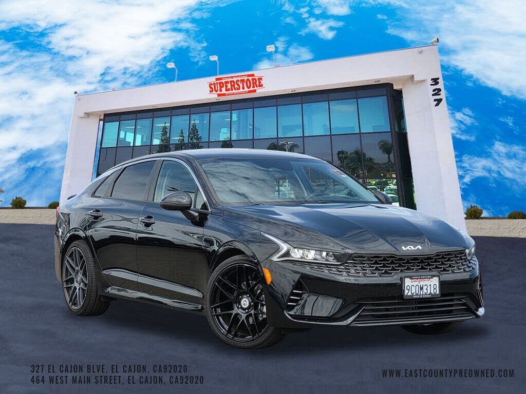 2022 KIA K5