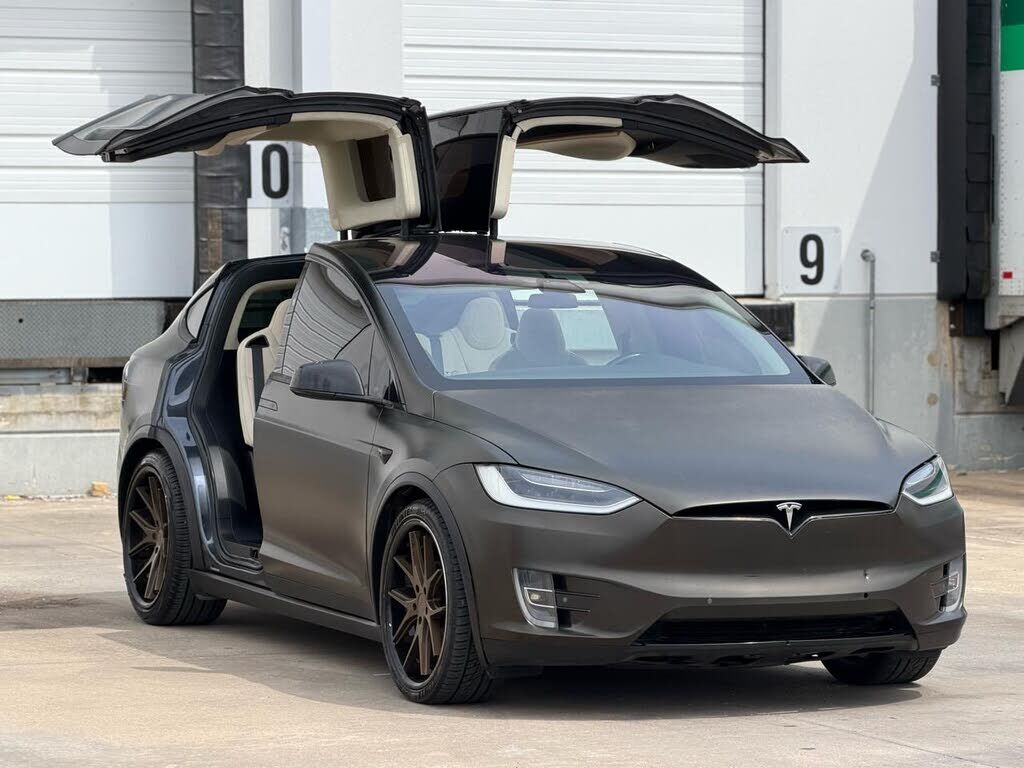 2018 TESLA Model X