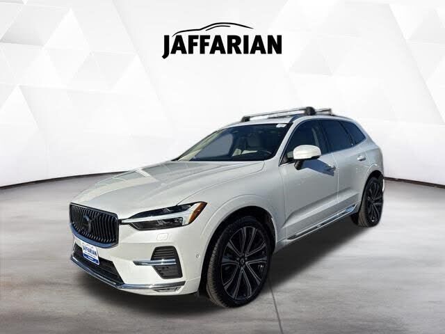 2023 VOLVO XC60