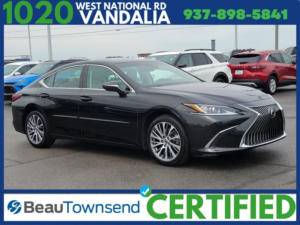 2019 LEXUS ES