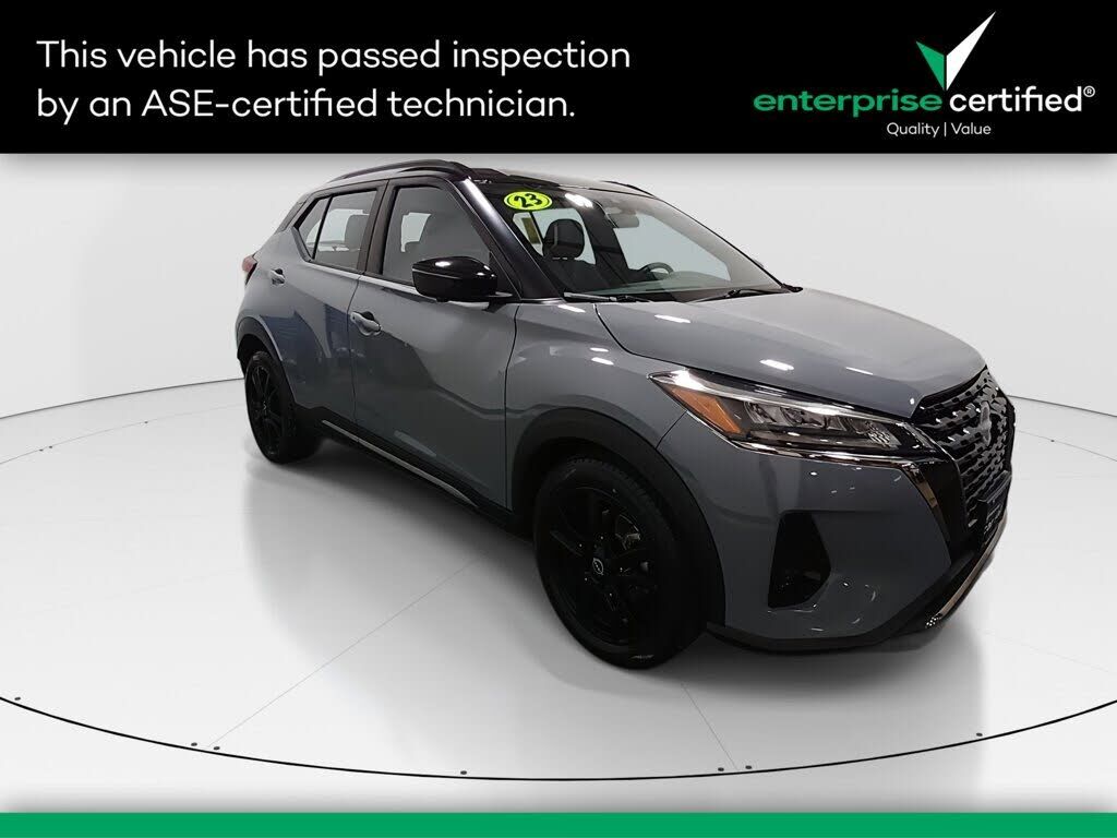 2023 NISSAN Kicks