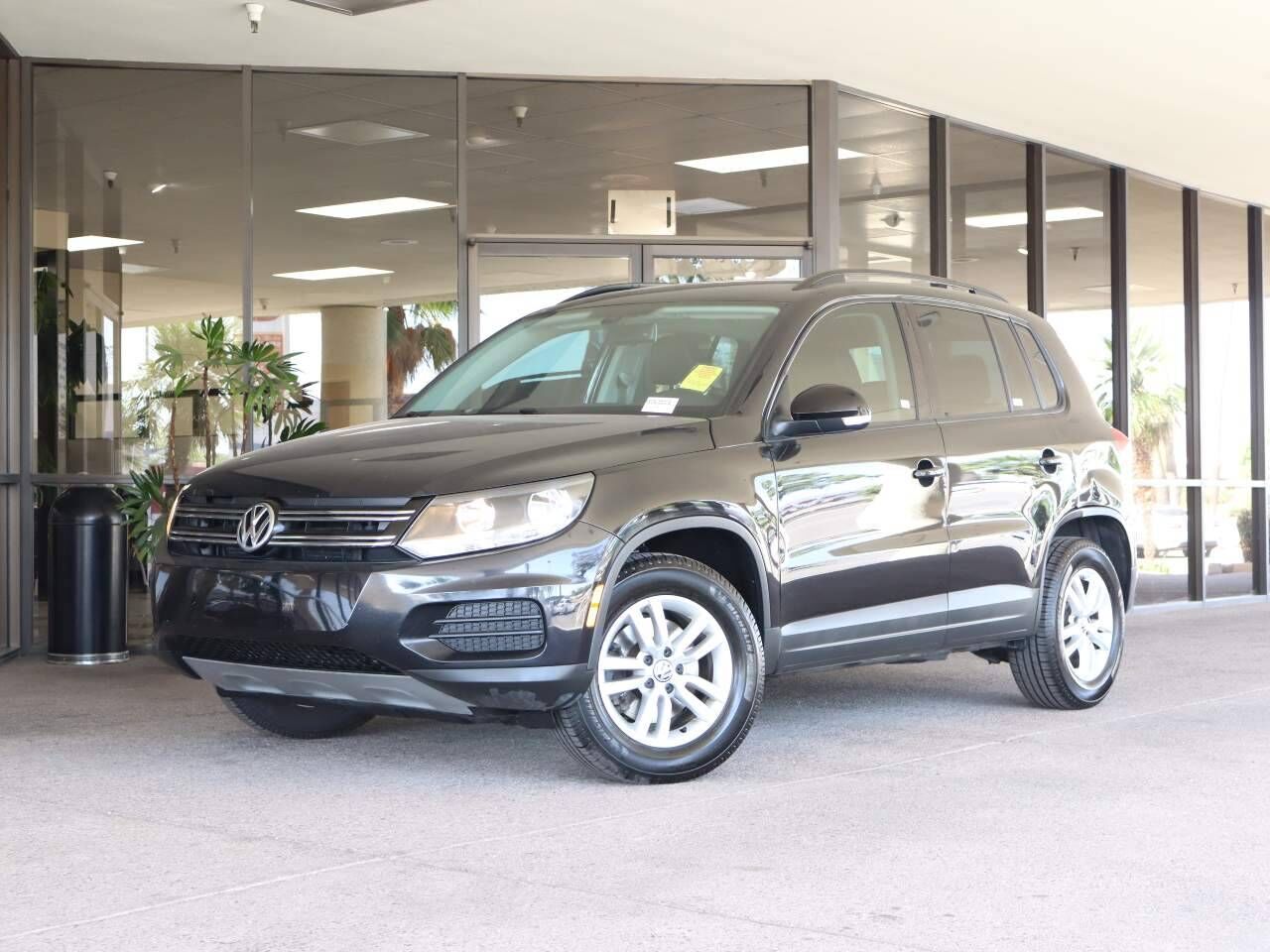 2017 VOLKSWAGEN Tiguan