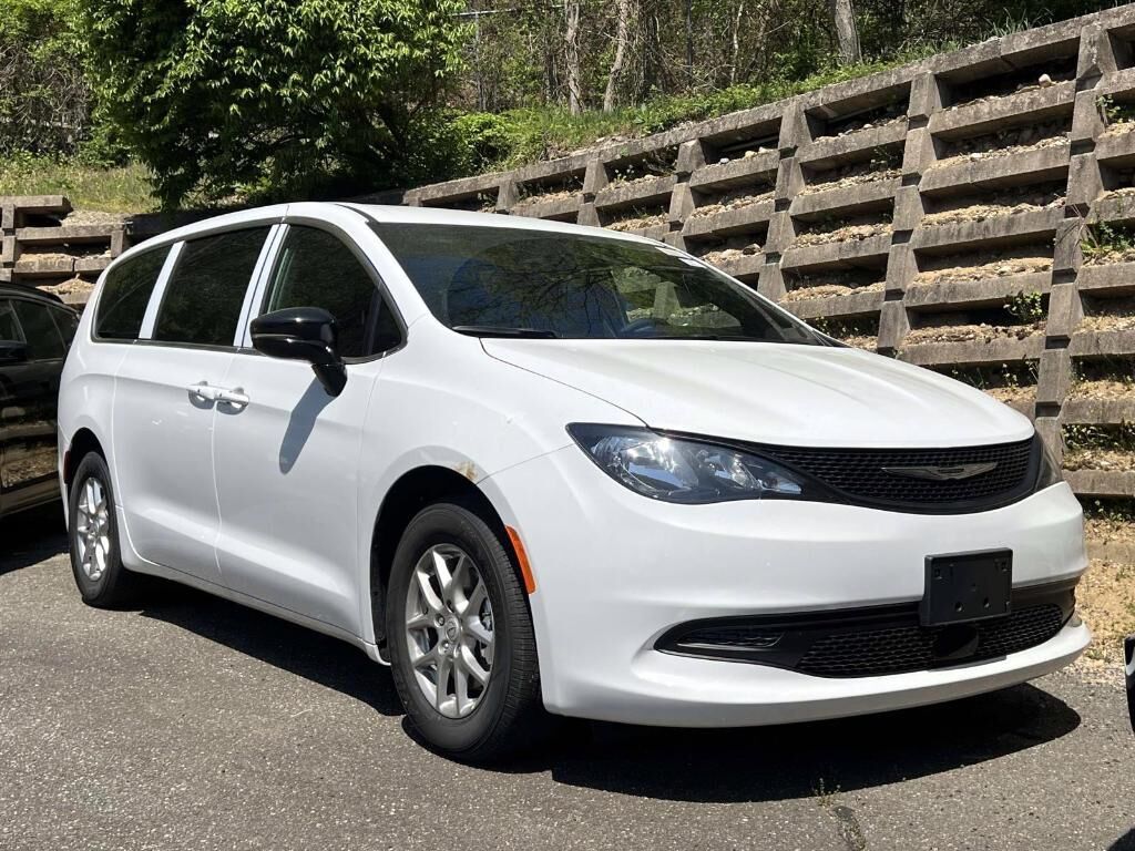 2026 CHRYSLER Voyager