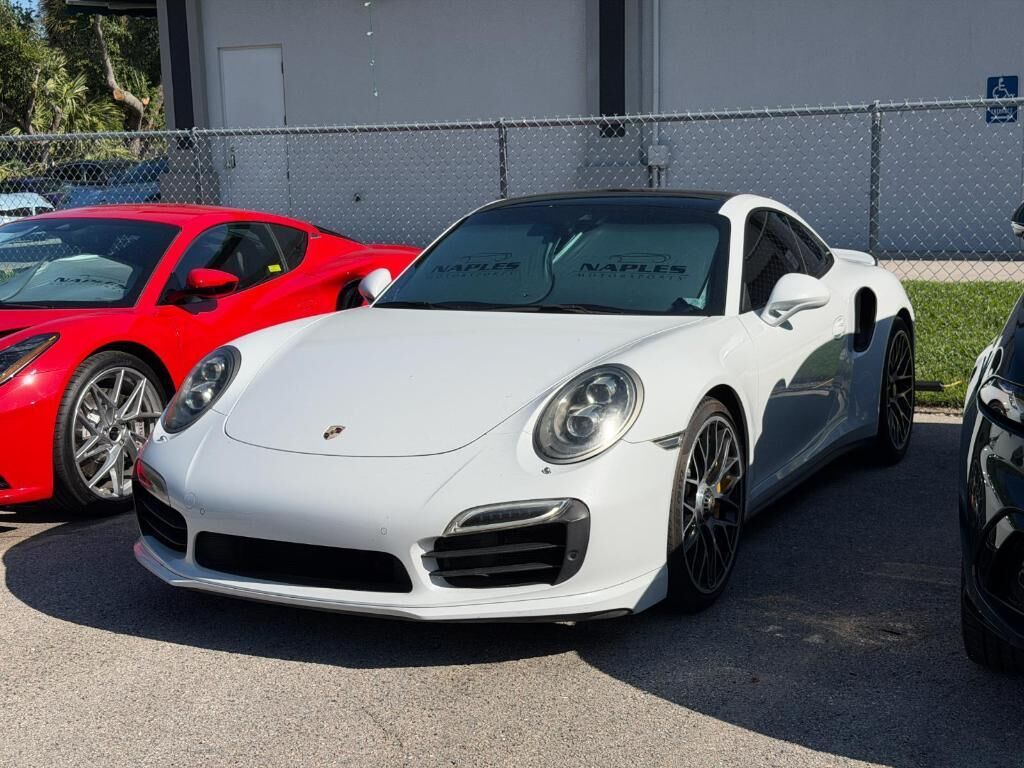 2015 PORSCHE 911