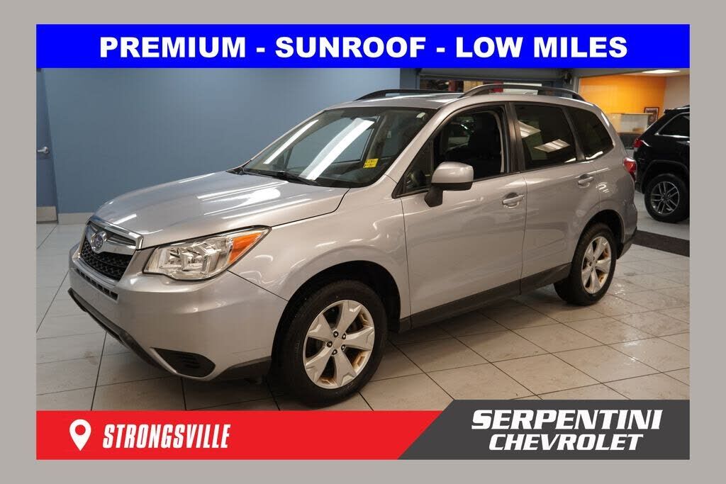 2016 SUBARU Forester