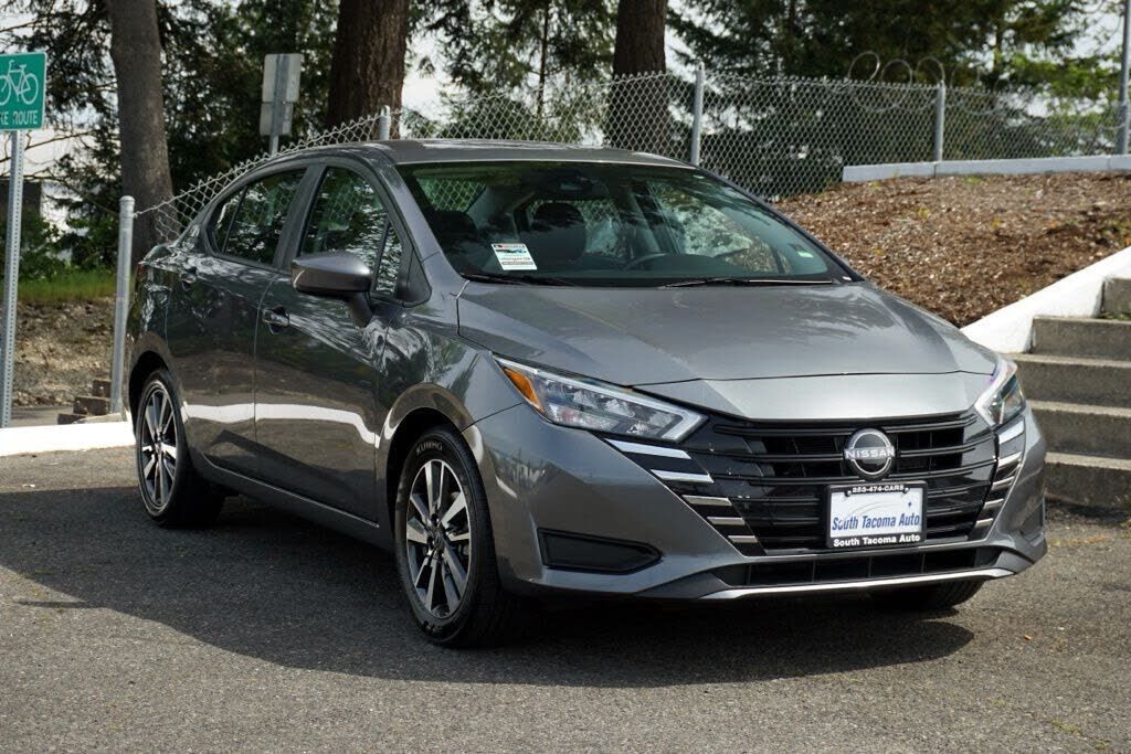 2025 NISSAN Versa