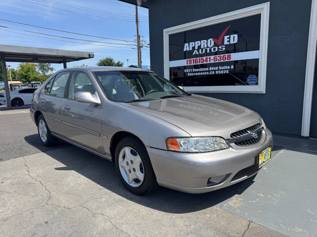 2001 NISSAN Altima