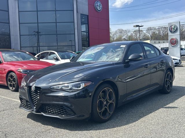 2025 ALFA ROMEO Giulia