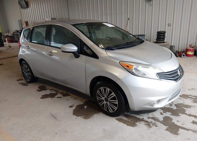 2015 NISSAN Versa
