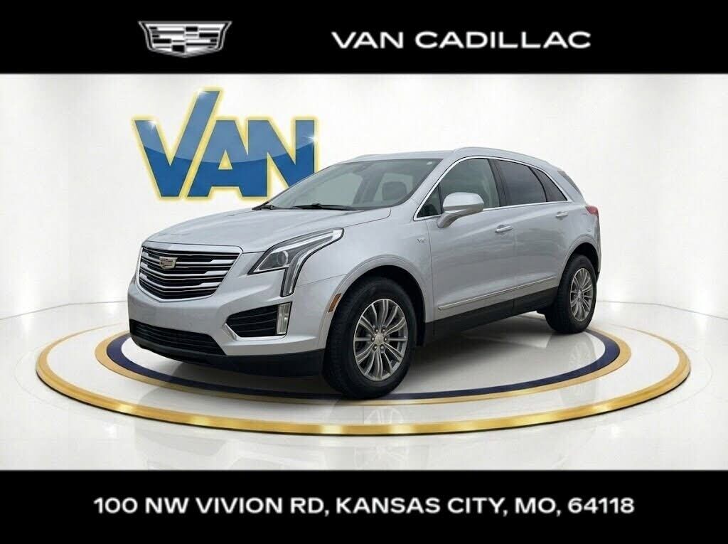 2017 CADILLAC XT5