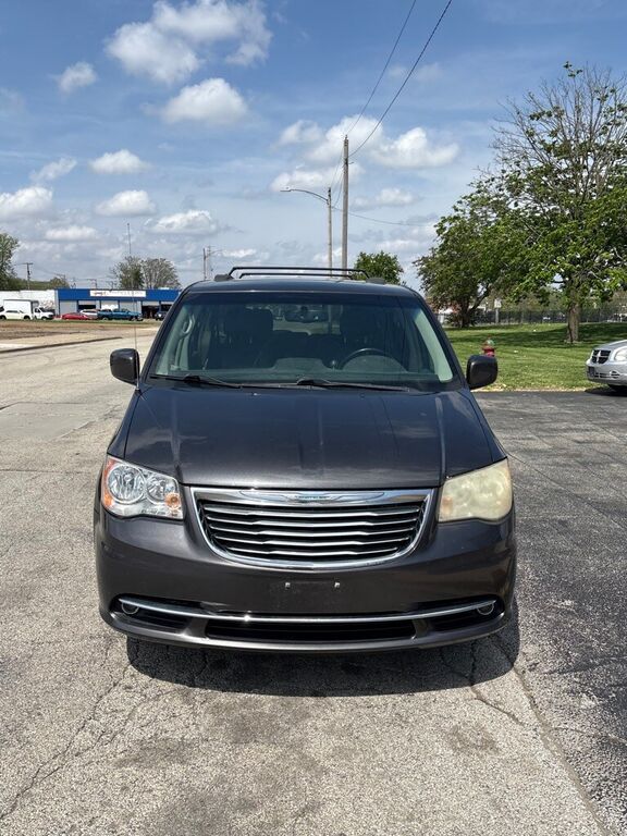 2016 CHRYSLER Town and Country