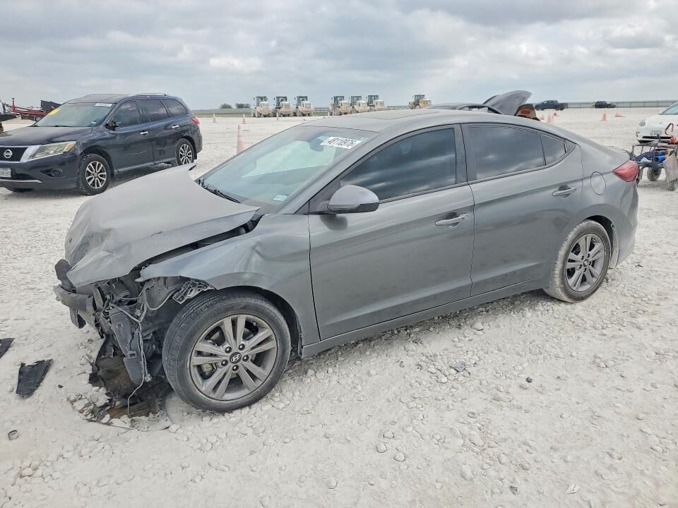 2017 HYUNDAI Elantra