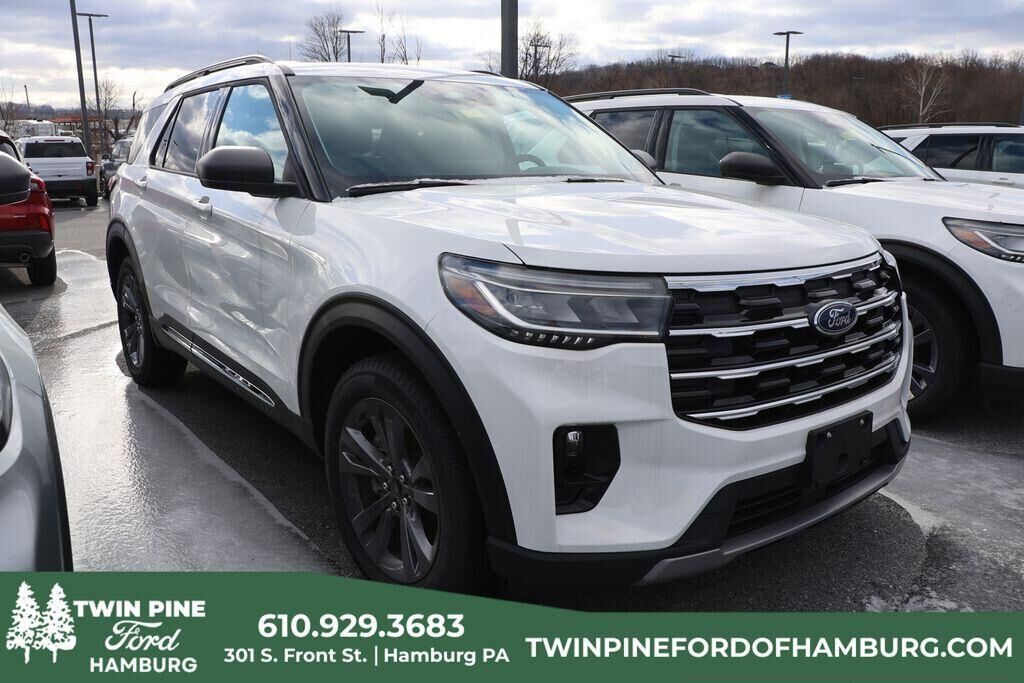 2025 FORD Explorer