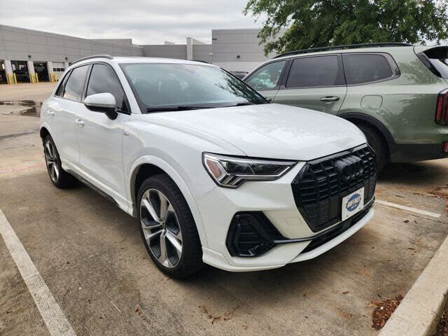 2022 AUDI Q3